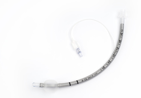 Harga yang bagus Perlengkapan Medis Kualitas Tinggi Diperkuat Cuffed Endotracheal Intubation Ukuran 6.5 on line