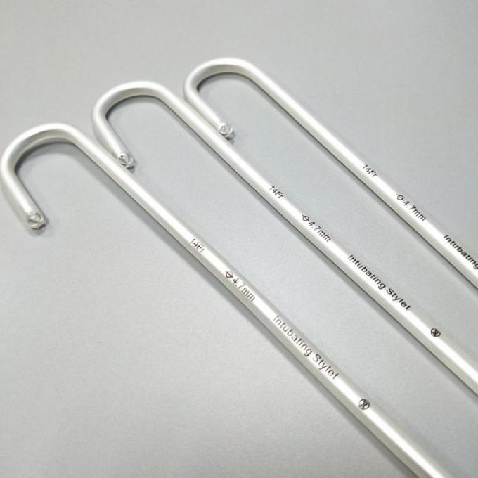 Stylet Intubasi Aluminium Berukuran Berbeda Dengan Sleeve PVC Untuk Mudah Dan Fleksibel 1
