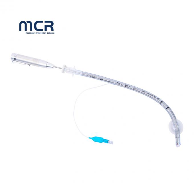 Stylet yang diterangi oleh sumber cahaya dingin dengan pegangan logam untuk intubasi endotracheal 1